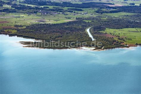 Luftbild Chiemsee Fluß Delta und Strom Mündung der Tiroler Ache in