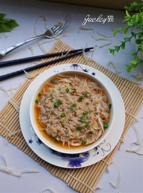 經典粵菜 銀魚蒸肉餅 每日頭條