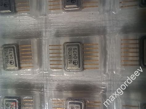 В 0114 Советские микросхемы, реле, трансформаторы, резизторы ...