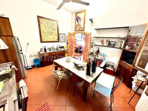 Vendita Villa Bifamiliare In Via Pistoiese Firenze Da Ristrutturare