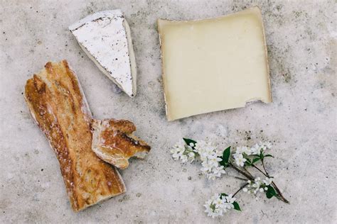 The Foreigners Guide To French Cheese Etiquette Am I French Yet