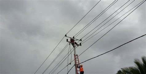 Pasca Gempa Pln Pulihkan Sistem Kelistrikan Di Kairatu Ambon