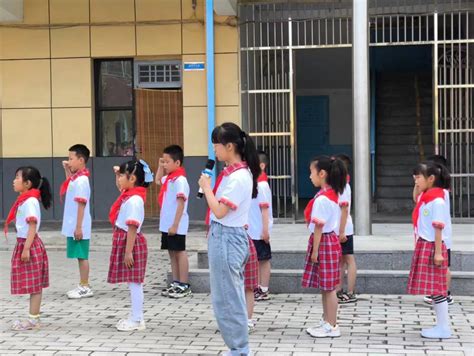 红领巾爱祖国 争做新时代好队员——灞桥区常家湾小学2024年首批新队员入队仪式教育阳光网 — 阳光报社官方网站