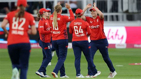 ENG Women beat NZ Women, ENG Women won by 6 wickets (with 4 balls ...