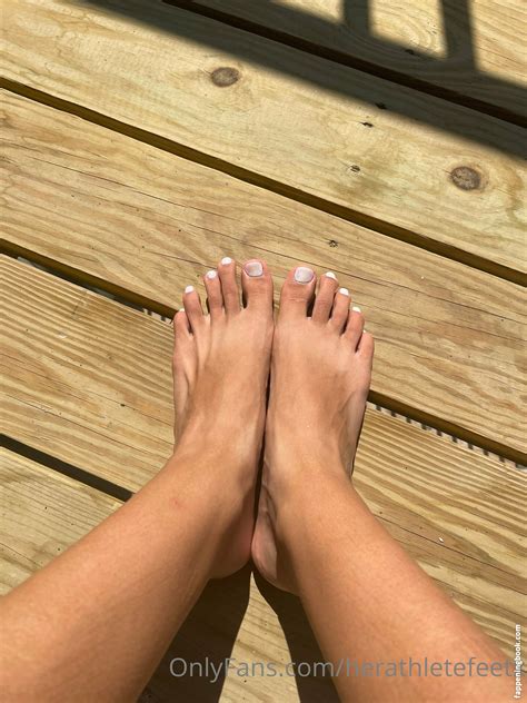 Herathletefeetxo Nude OnlyFans Leaks Fappening FappeningBook