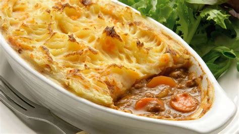 Hairy Bikers Cottage Pie Recipe 🥧 British Recipes Book