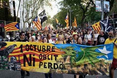 Manifestación del CDR por el sexto cumpleaños del 1 O