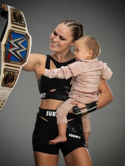 Ronda Rousey Set To Leave Wwe For Ufc Comeback News9 Live