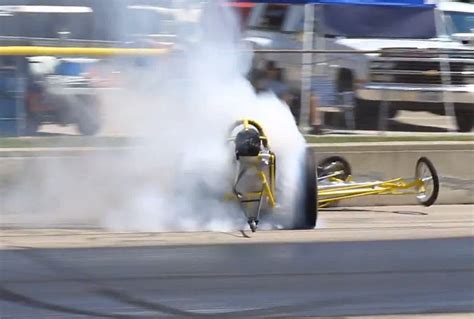 Video: Scary Nitro Nostalgia Front Engine Dragster Crash - Dragzine