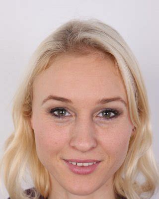 Busty Amateur Wife Posing Naked Porn Pictures Xxx Photos Sex Images Pictoa