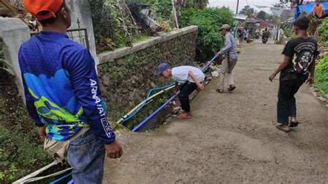 Hi X Wakaf Salman Alirkan Air Bersih Bagi Penyintas Gempa Cianjur