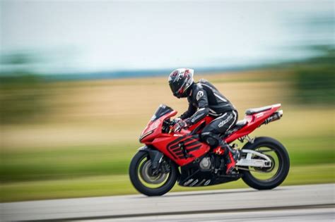 Мотористи призоваха винаги да се качвате с екипировка на мотор - Истории