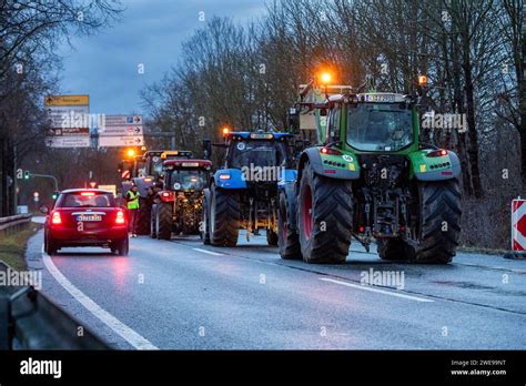 Bauern Proteste Landwirte Blockieren Bundesstra En Rund Um Kassel