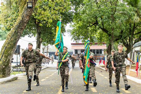 Oficiais Do Comando Da Divis O De Ex Rcito E Da Companhia De Comando