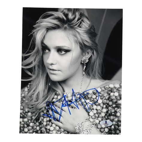 Dakota Fanning Signed X Photo Beckett Pristine Auction