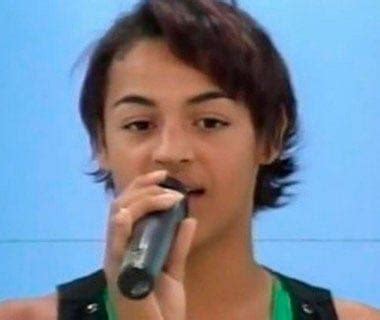 V Deo Mostra Pabllo Vittar Adolescente Cantando Michael Jackson