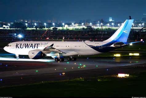 K Aph Kuwait Airways Airbus A Photo By Mr Lu Id