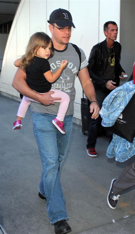 Photo Matt Damon Et Sa Fille Gia L A Roport De Los Angeles Le