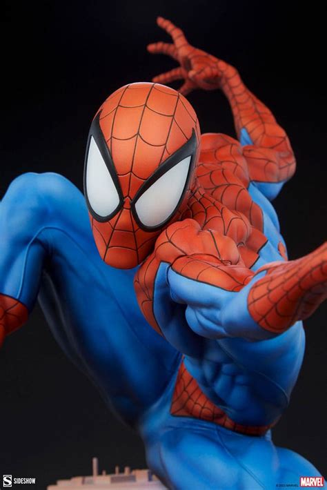 Sideshow Collectibles Spider Man Marvel Premium Format Statue By