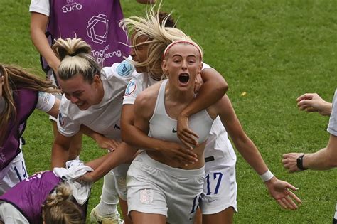 Meet the 'breast biomechanic' who kitted out England Lionesses with