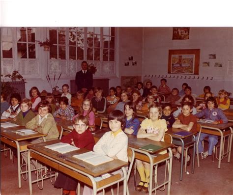 Photo De Classe Ce2 De 1974 Ecole Edmond Michelet Copains Davant