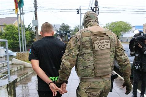 Polícia realiza operação para prender suspeitos de aplicar o golpe dos