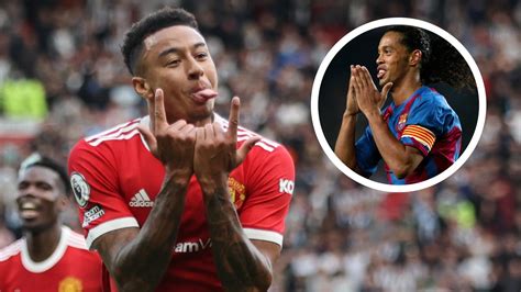 Lingard Picks Ex Barcelona Stars Ronaldinho Iniesta As Dream Team