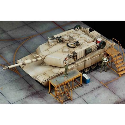 M1A1 A2 Abrams w Full Interior 2 in 1 RYE FIELD MODEL 5007 1 35ème