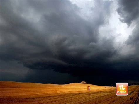 Meteo Massa Oggi E Domani Temporali E Schiarite Domenica Sereno