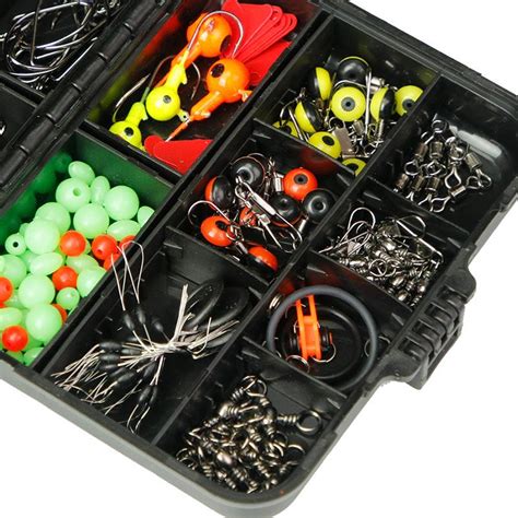 Set Accesorii De Pescuit La Rapitor FISHINGBOX 205 Piese Unelte De