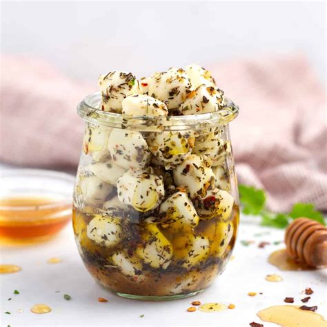 Hot Honey Brie Bites Recipe With Puff Pastry Borrowed Bites