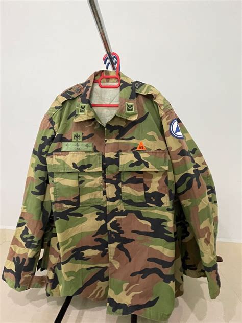 Army uniform, Men's Fashion, Tops & Sets, Formal Shirts on Carousell