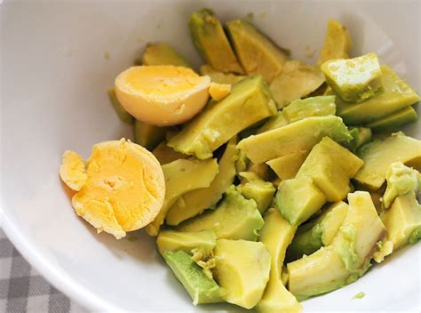 Salata de boeuf cu maioneza din avocado