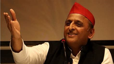 Akhilesh Yadav On Yogi Adityanath Could Not Make A Drain In His