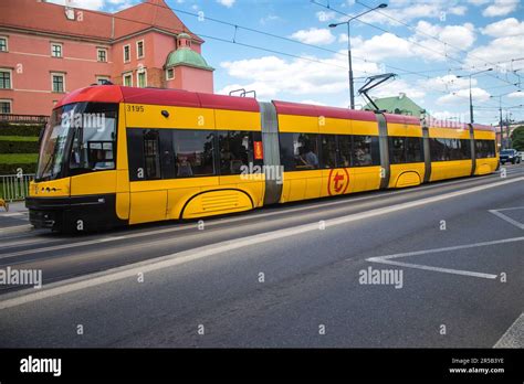 Warschau Polen Mai Elektrische Stra Enbahn In Den Stra En