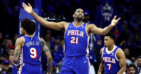 Joel Embiids Return From Knee Surgery Comes Just In Time For The