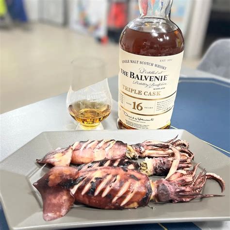 Rượu Balvenie 16 Triple Cask • Sự kết hợp từ 3 thùng gỗ sồi