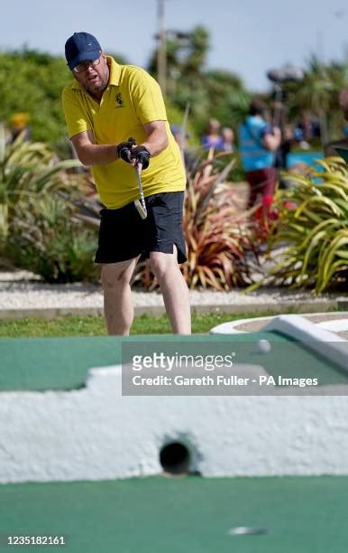 77 World Crazy Golf Championship Stock Photos, High-Res Pictures, and Images - Getty Images