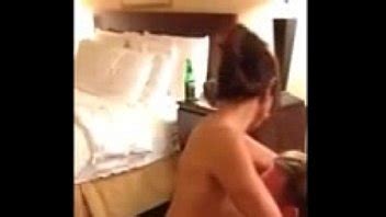 Pareja cachonda follando para probar un sofá nuevo XVIDEOS