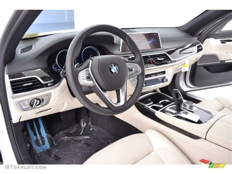 Ivory White Interior 2016 BMW 7 Series 740i Sedan Photo #108986318 | GTCarLot.com