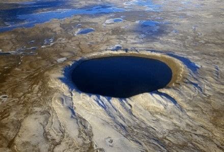 Pingualuit Crater Lake l Astounding - Our Breathing Planet