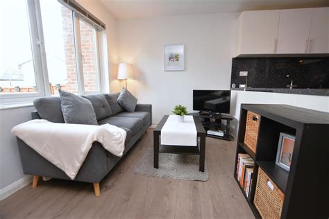 1 Bedroom Flat For Sale In Brangwyn Crescent Collies Wood Sw19