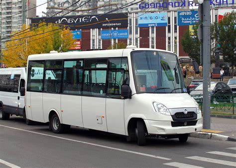 Нанять автобус для перевозки людей. Цена на заказ автобусов для ...