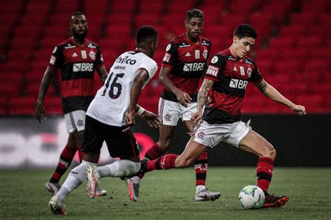 Confira A Provável Escalação Do Flamengo Para O Jogo Contra O Santos