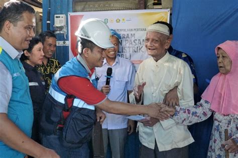 Pln Wujudkan Energi Berkeadilan Bantu Rumah Tangga Kurang Mampu