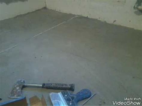 Шахтинский керамогранит GRACIA. Укладка плитки на гребенку - YouTube