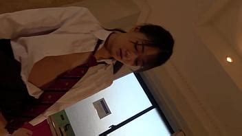 Belleza japonesa amateur de años sin censura Sexo con creampie en el coño afeitado en