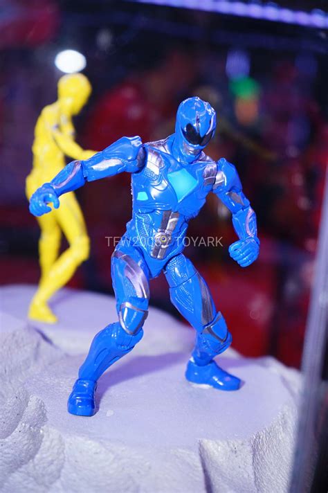 NYCC 2016 - Legacy Power Rangers Movie Figures - Tokunation