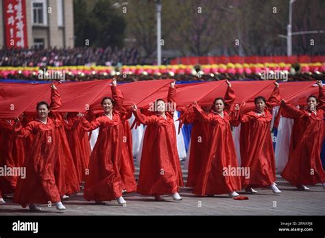 170415 Pyongyang April 15 2017 People Attend A Parade In