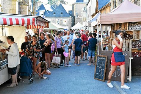 Guerlédan Marché estival Il y avait foule Le Télégramme